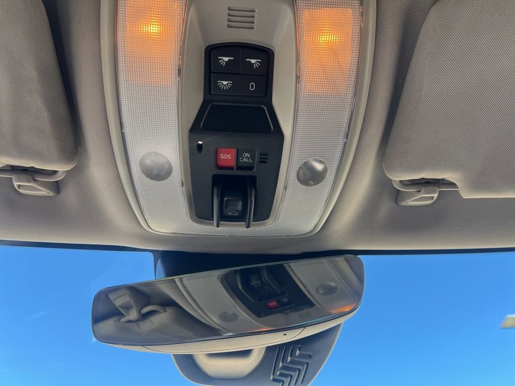 Used 2016 Volvo S60 T5 Premier w/ Convenience Package image 31