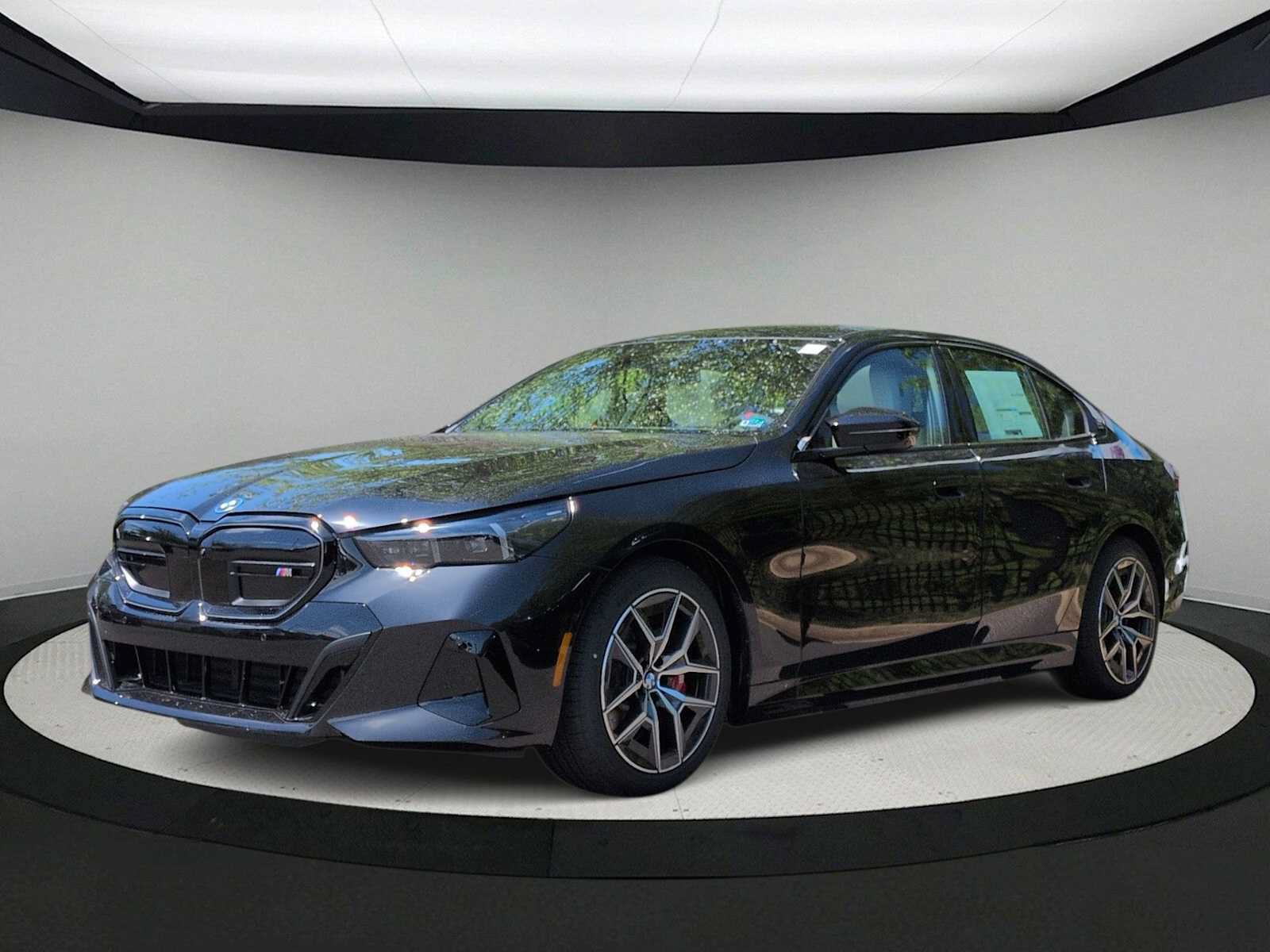 New 2026 BMW i5 w/ Executive Package AWD/4WD image 4