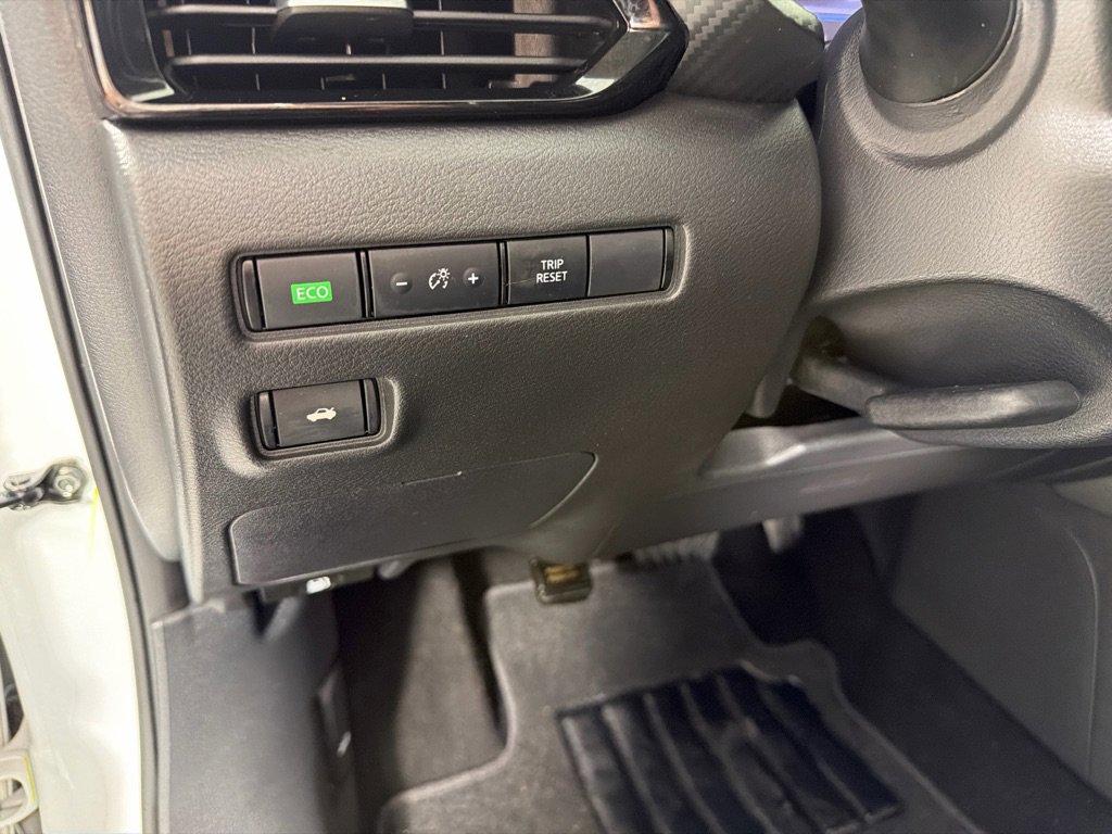 Used 2023 Nissan Sentra SV image 14