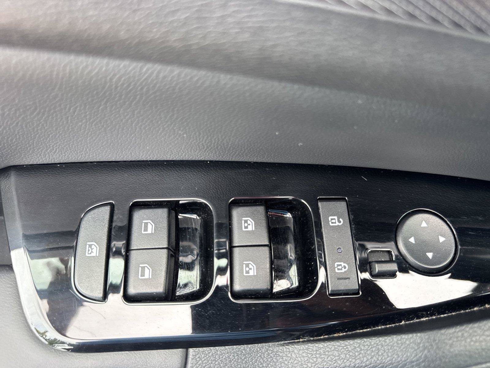 Used 2024 Kia Sportage SX FWD image 25