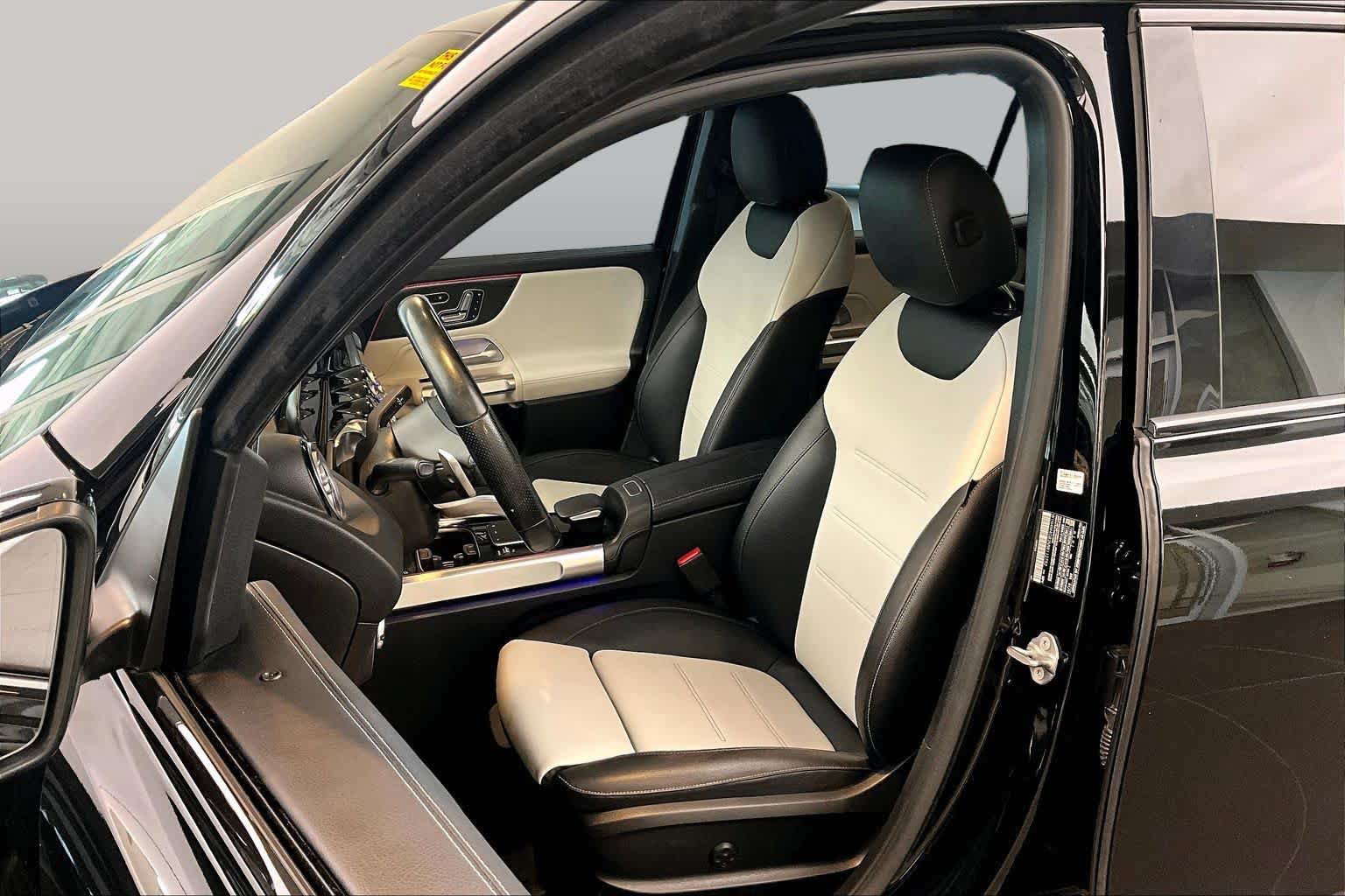 Used 2021 Mercedes-Benz GLB 250 image 8