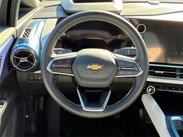 New 2026 Chevrolet Equinox EV LT w/ Convenience Package II image 21