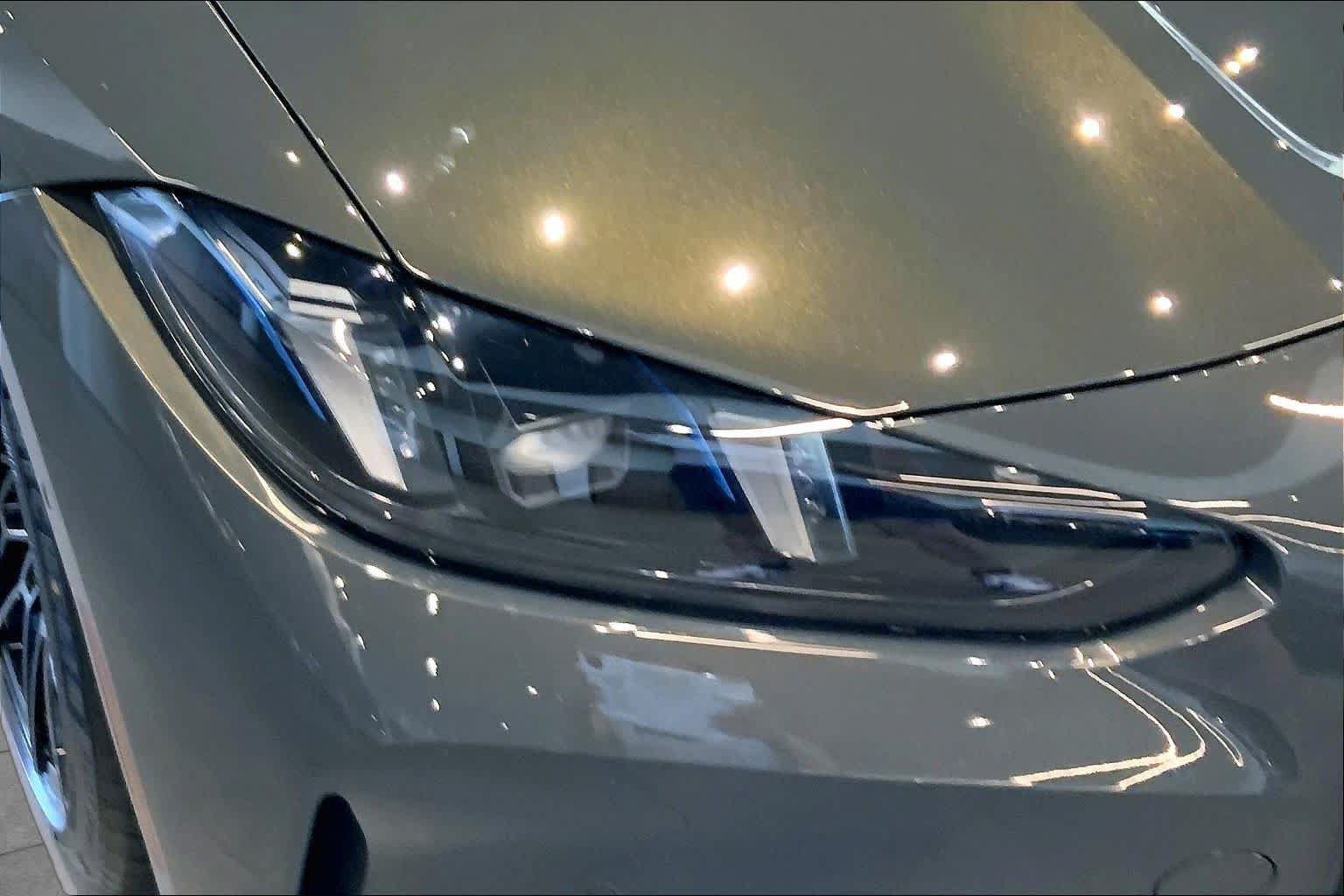 New 2027 BMW M4 xDrive Competition AWD/4WD image 13