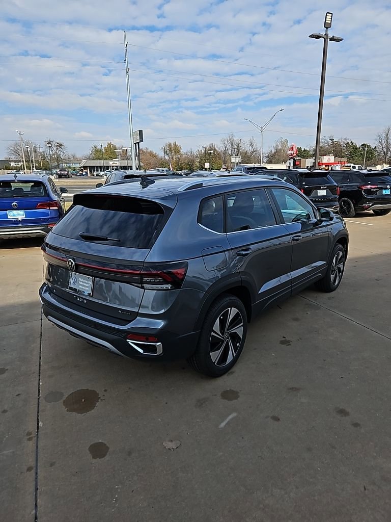 New 2026 Volkswagen Taos SE AWD/4WD image 5