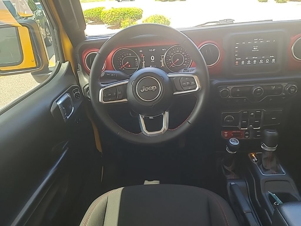 Used 2021 Jeep Wrangler Unlimited Rubicon AWD/4WD image 15