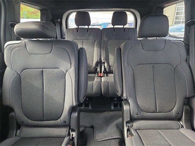 Used 2024 Jeep Grand Cherokee L Laredo w/ Luxury Tech Group I image 13