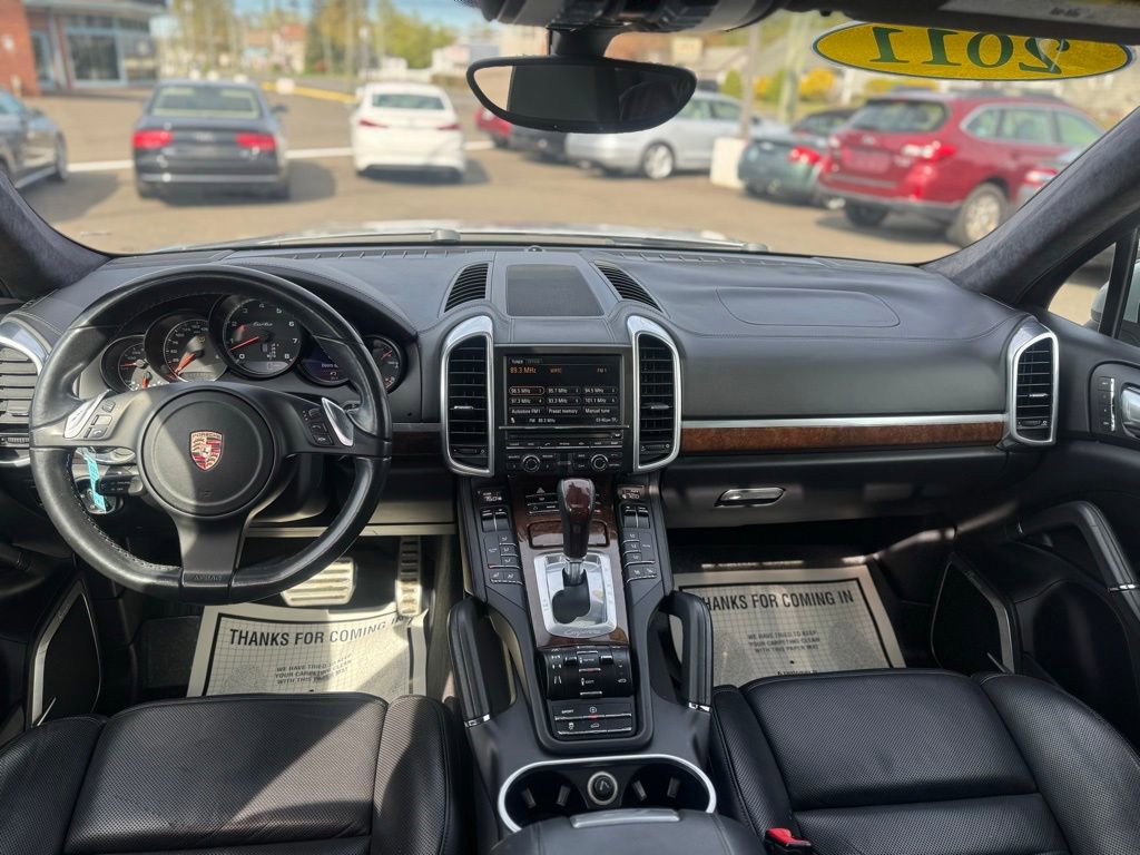 Used 2011 Porsche Cayenne Turbo AWD/4WD image 29