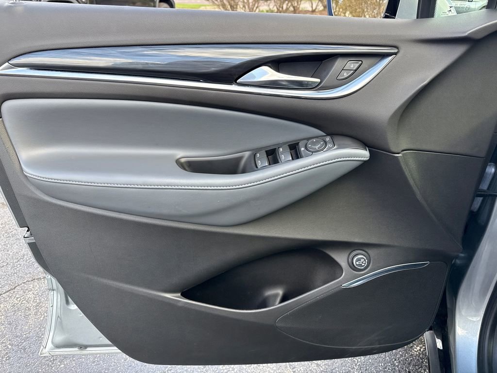 Certified 2023 Buick Enclave Essence w/ Experience Buick Package image 15