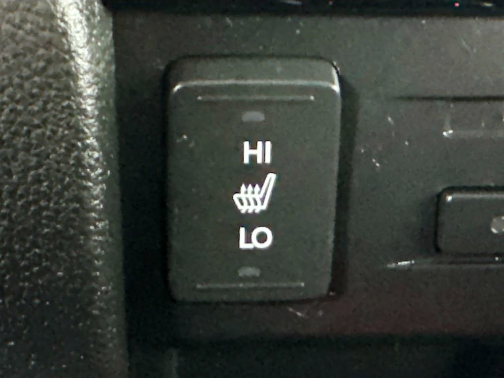 Used 2016 Honda Pilot Touring image 19