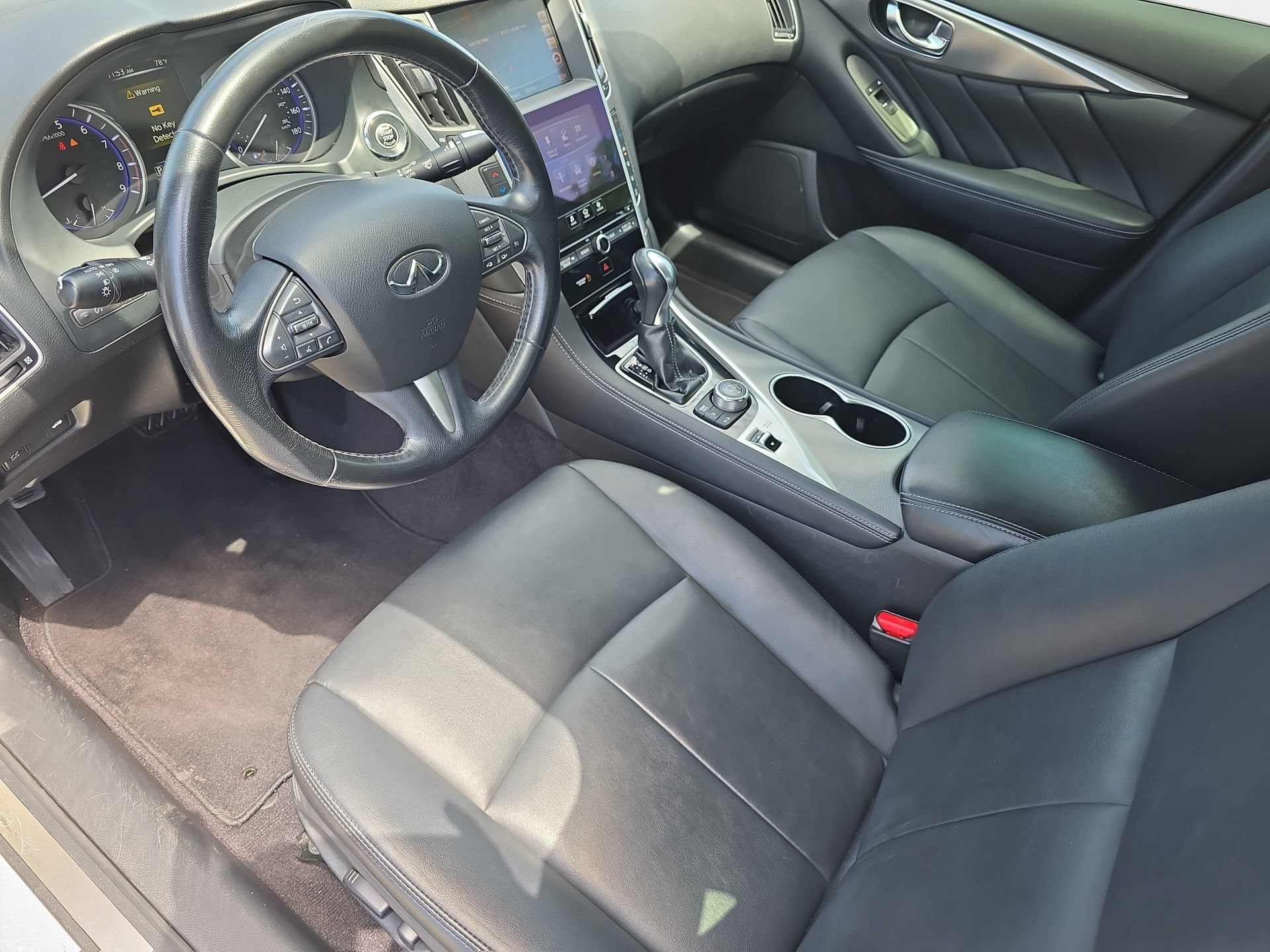 Certified 2017 INFINITI Q50 Signature Edition w/ Cargo Package (L95) RWD image 16