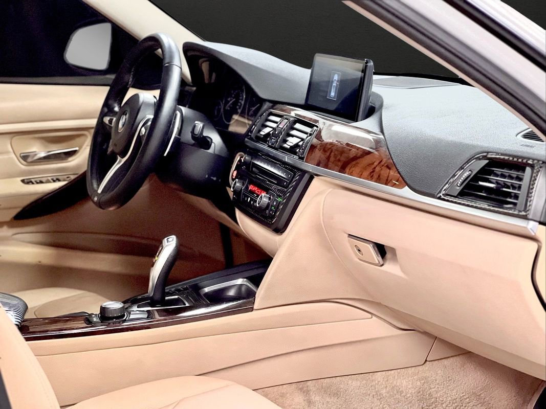 Used 2014 BMW 328i xDrive Sedan AWD/4WD image 18