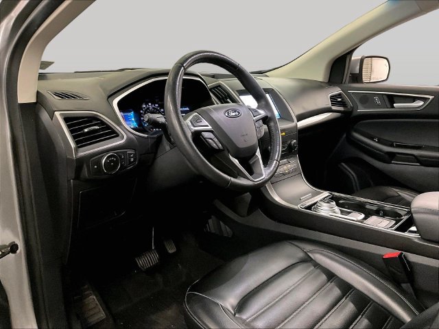 Used 2020 Ford Edge SEL w/ Convenience Package AWD/4WD image 12