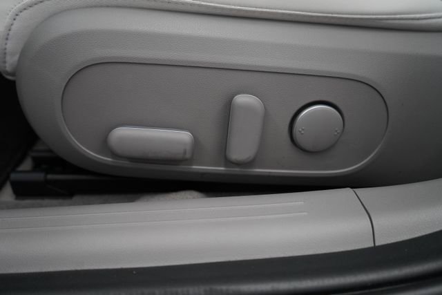 Used 2024 Hyundai Ioniq 6 Limited image 13