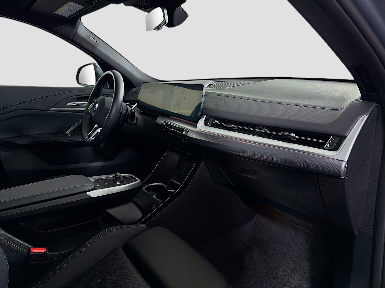 Used 2025 BMW X2 xDrive28i w/ M Sport Package image 30