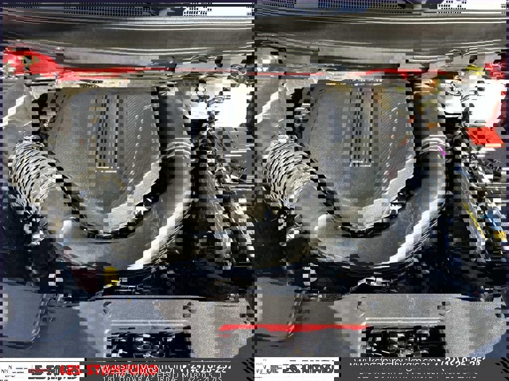 Used 2024 GMC Acadia Denali image 12