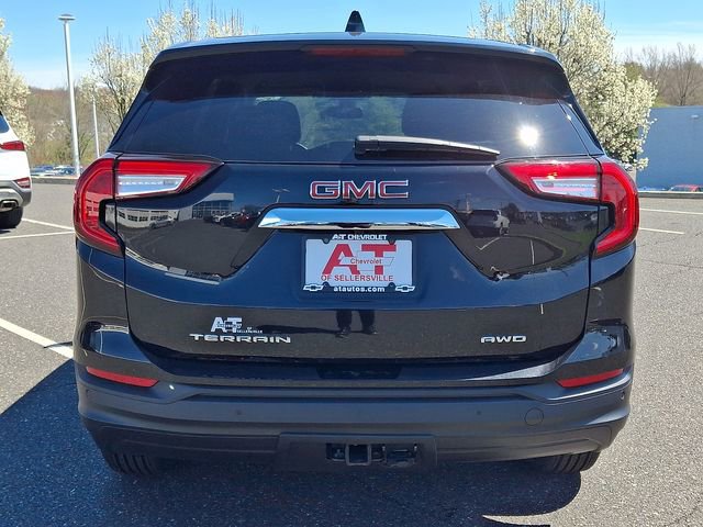 Certified 2022 GMC Terrain SLE image 5
