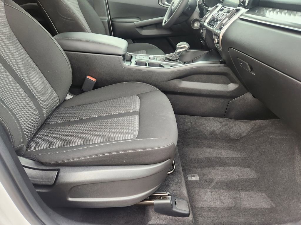 Used 2022 Kia Sorento LX image 16