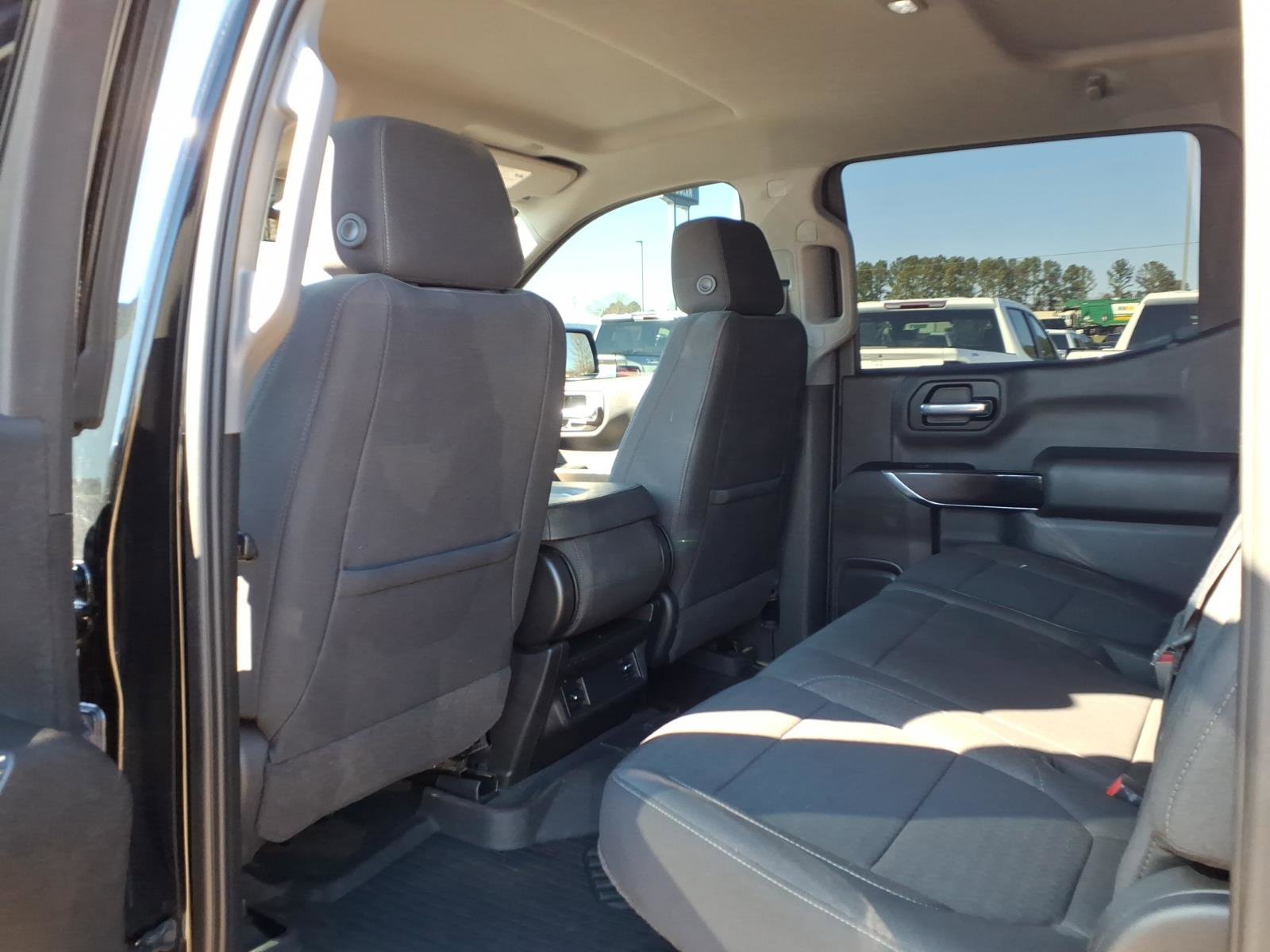 Used 2022 Chevrolet Silverado 1500 Custom Trail Boss w/ Midnight Edition AWD/4WD image 24