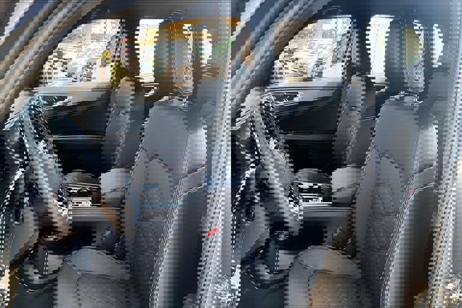 Used 2025 Volkswagen Atlas Cross Sport SE image 7