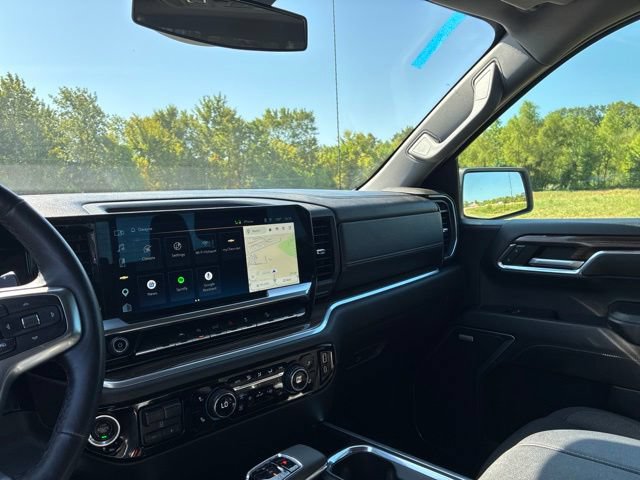Used 2023 Chevrolet Silverado 1500 RST w/ Convenience Package II AWD/4WD image 9