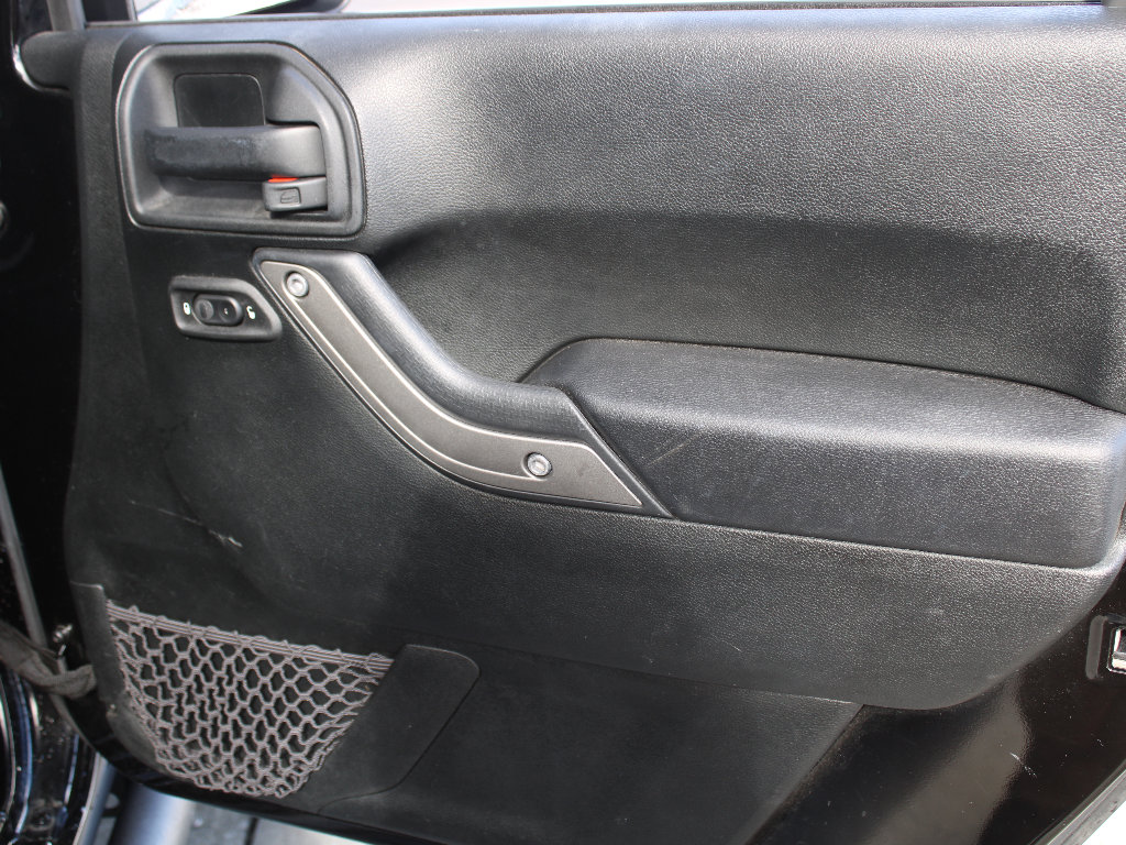 Used 2018 Jeep Wrangler Sport S image 23