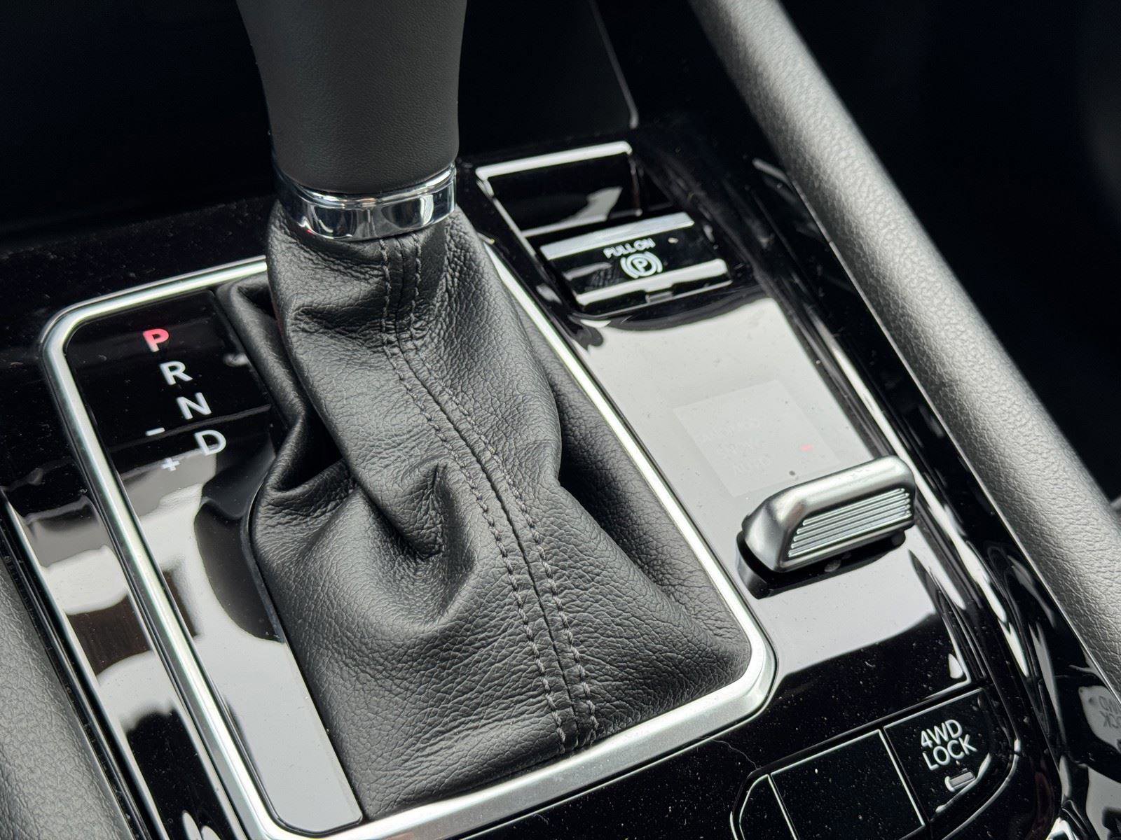 New 2026 Jeep Compass Limited image 17