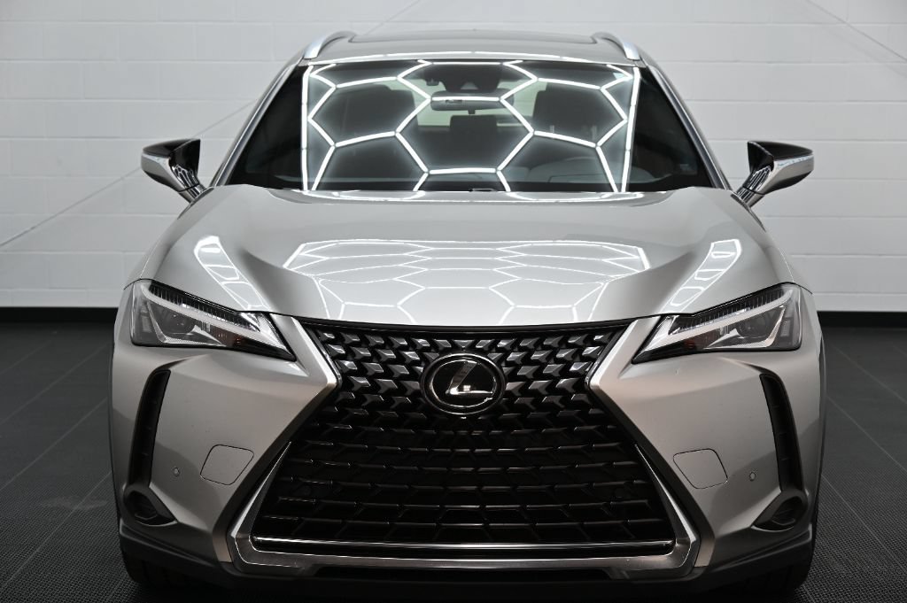 Used 2021 Lexus UX 200 w/ Accessory Package (Z2) FWD image 7