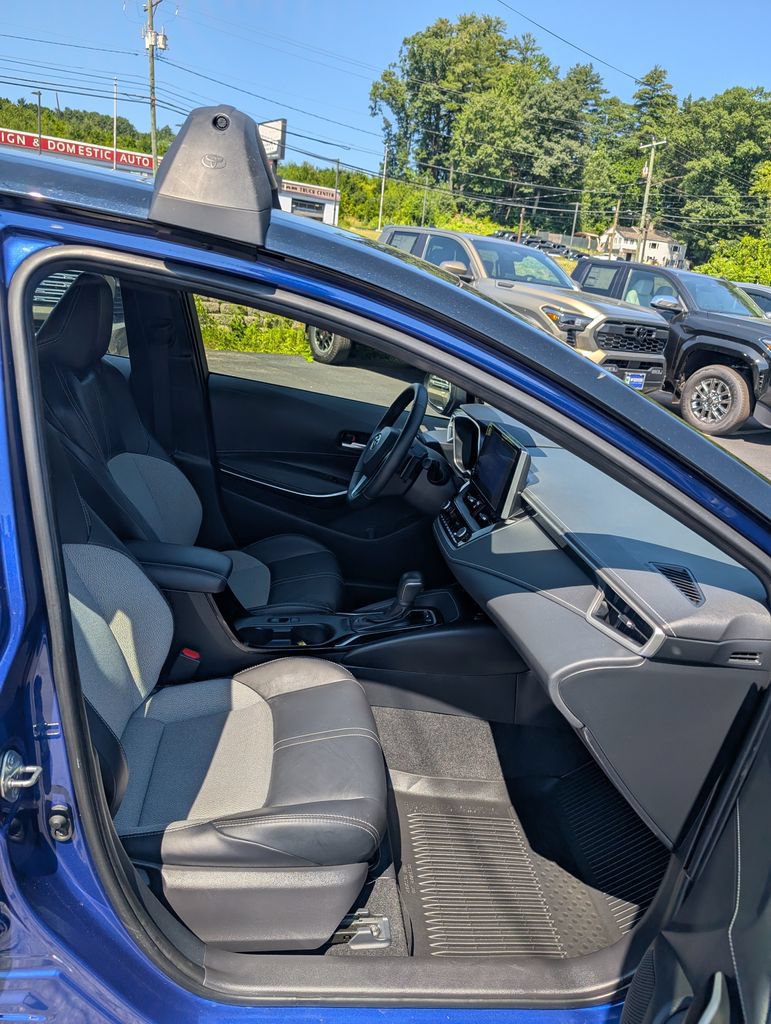 Certified 2025 Toyota Corolla XSE FWD image 20