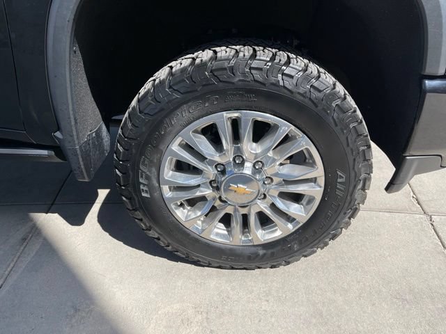 Certified 2022 Chevrolet Silverado 3500 High Country w/ Safety Package II AWD/4WD image 25