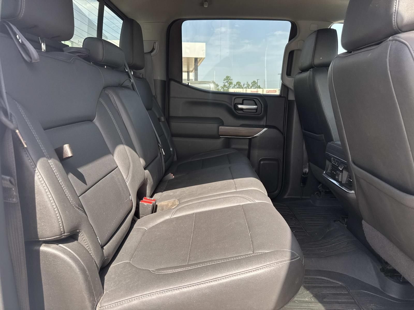 Used 2021 GMC Sierra 1500 SLT AWD/4WD image 9