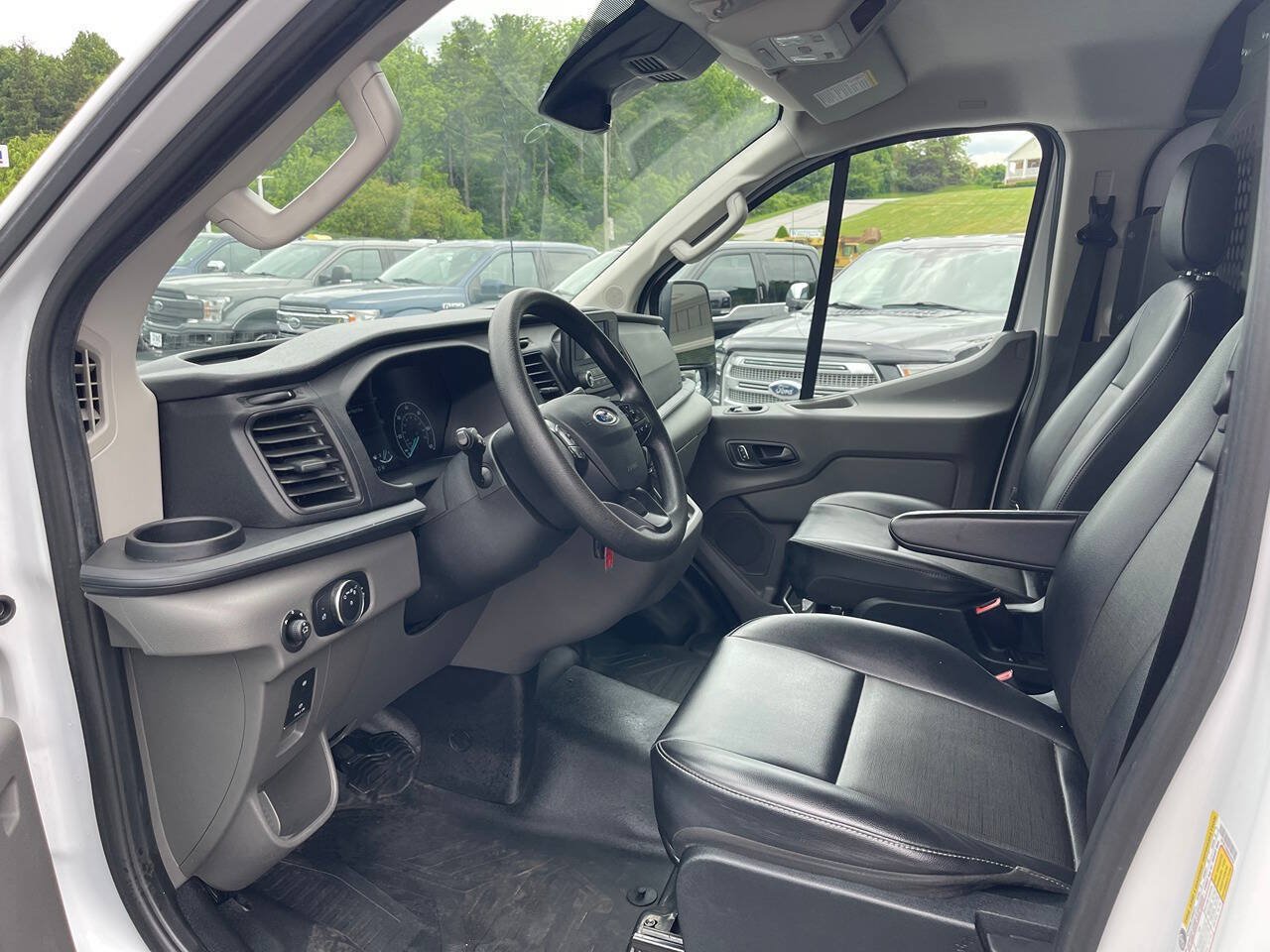 Used 2022 Ford Transit 150 Low Roof RWD image 13