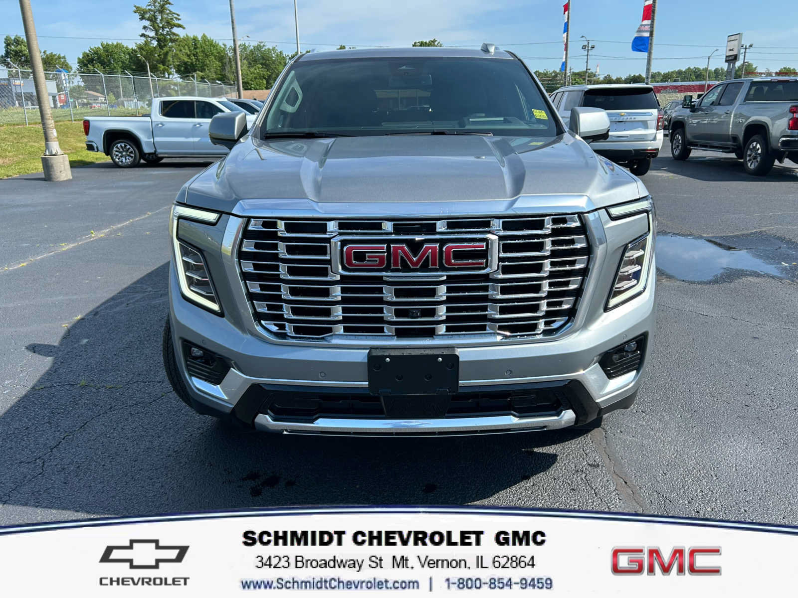 New 2026 GMC Yukon Denali AWD/4WD image 8