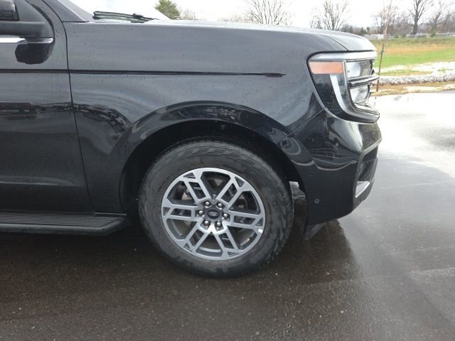 Certified 2025 Ford Expedition Max Active image 4