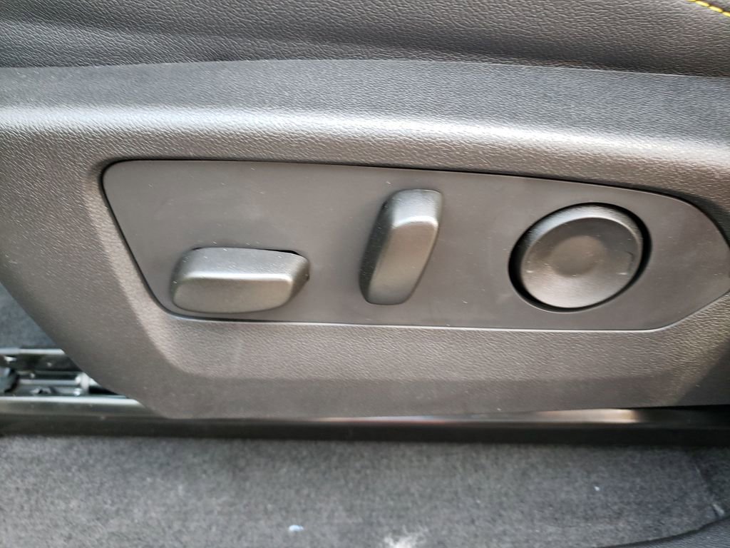 New 2026 Chevrolet Colorado ZR2 w/ Technology Package image 16