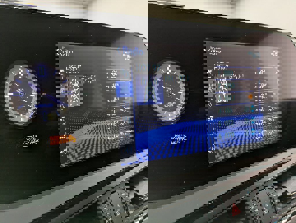 Used 2022 Lexus ES 350 image 12