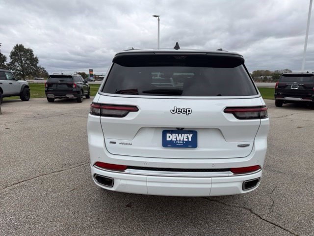 Used 2023 Jeep Grand Cherokee L Summit AWD/4WD image 8