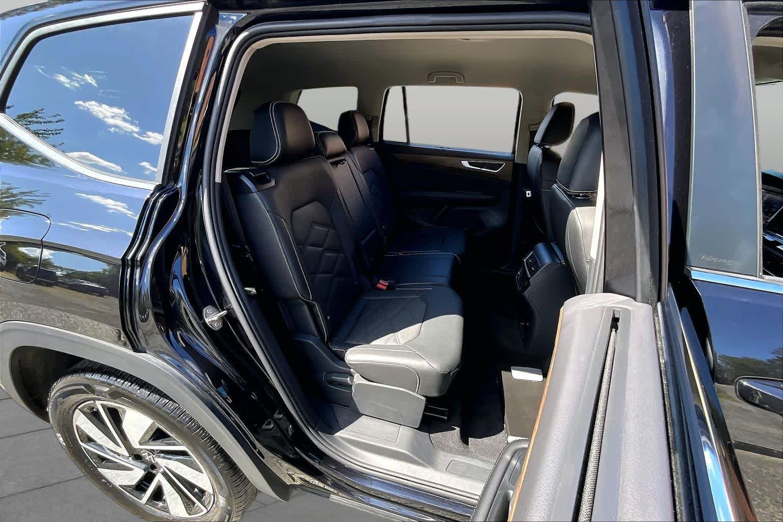Used 2026 Volkswagen Atlas SE AWD/4WD image 21