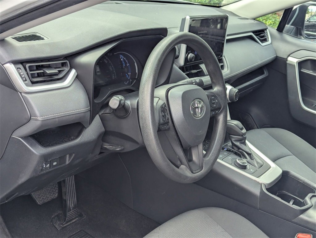 Used 2024 Toyota RAV4 XLE image 15