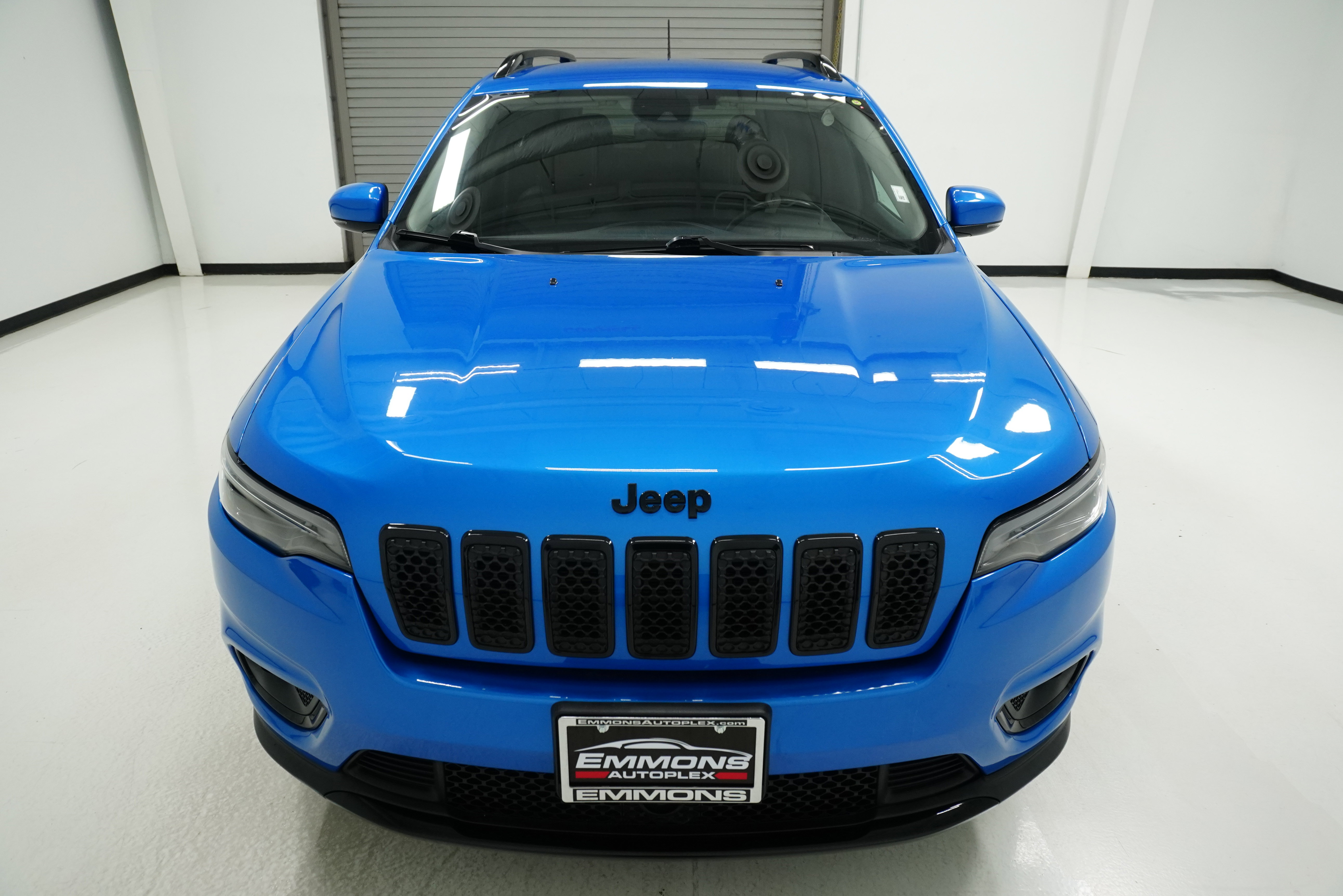 Used 2021 Jeep Cherokee Latitude Plus image 2