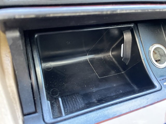 Used 2000 Mercedes-Benz E 320 Sedan image 28