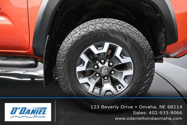 Used 2016 Toyota Tacoma TRD Off-Road AWD/4WD image 44