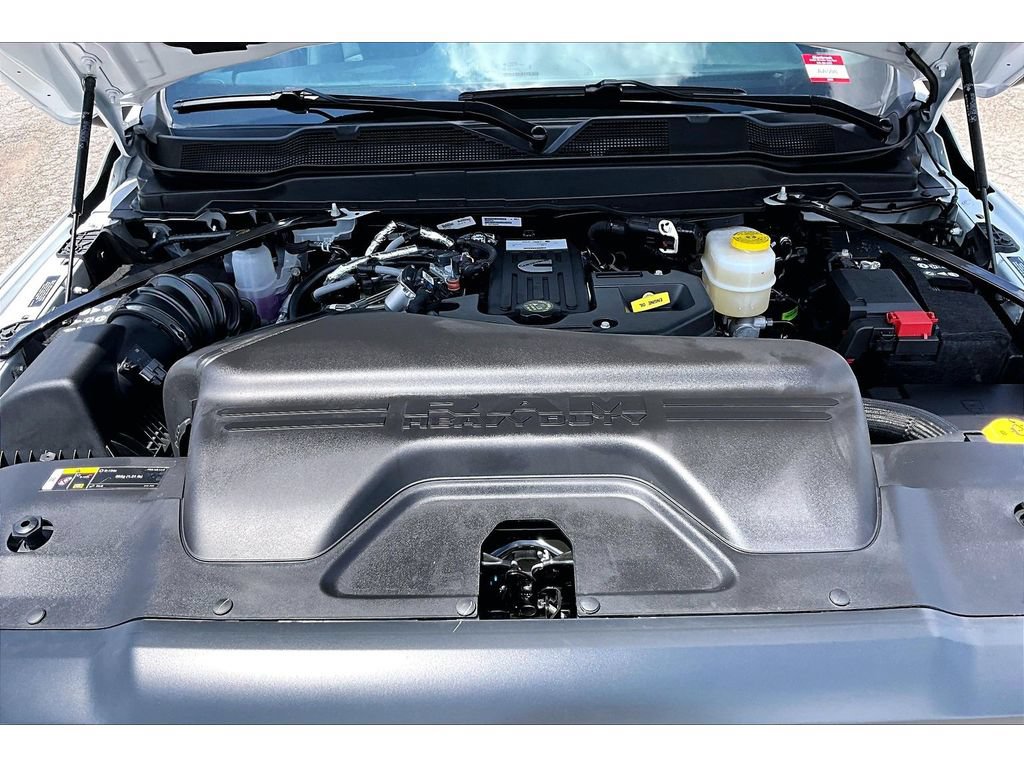 New 2026 RAM 3500 Tradesman AWD/4WD image 12