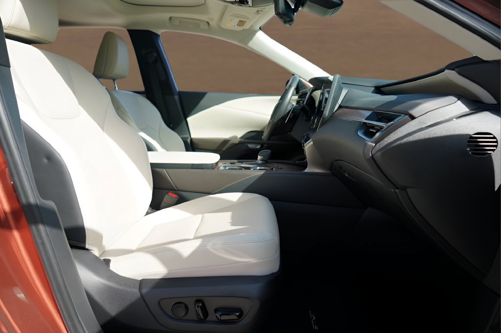 Used 2024 Lexus RX 350 Premium Plus w/ Convenience Package FWD image 22