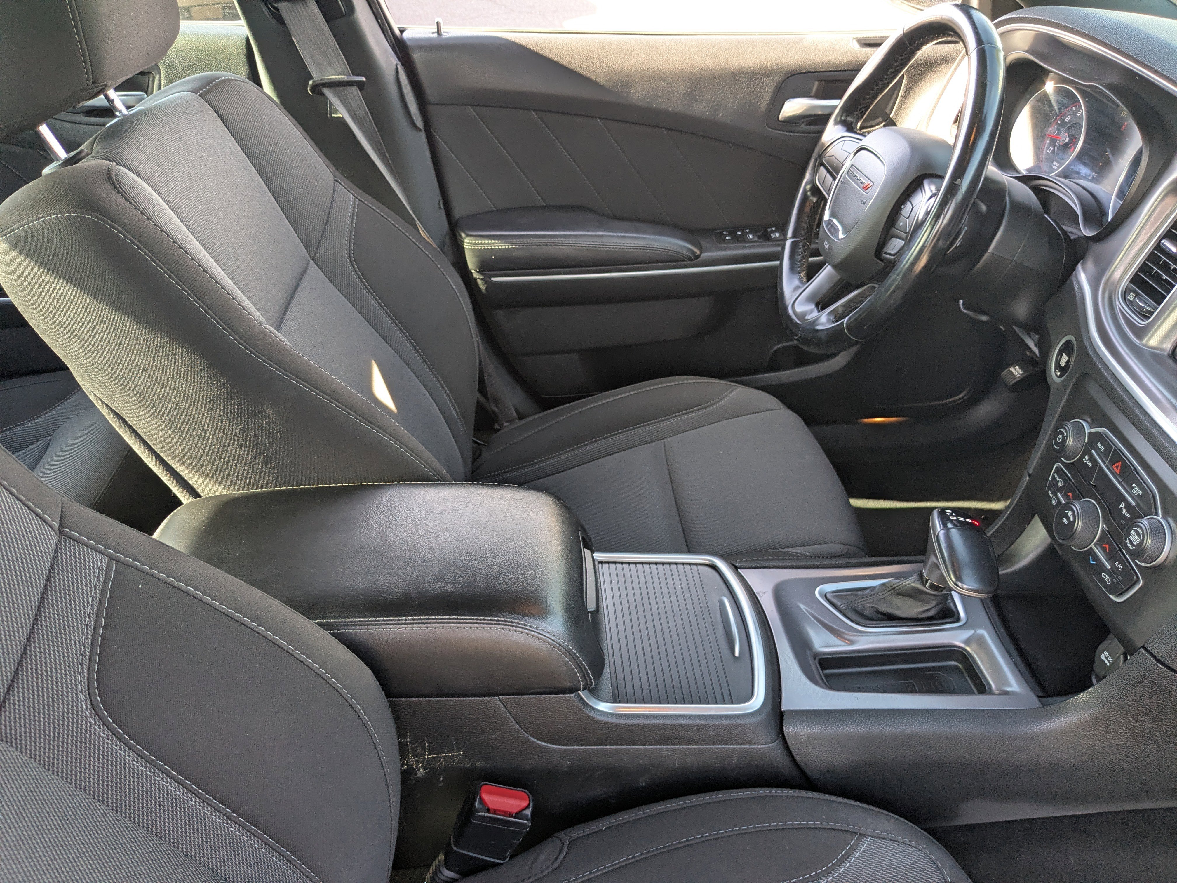 Used 2021 Dodge Charger SXT image 11