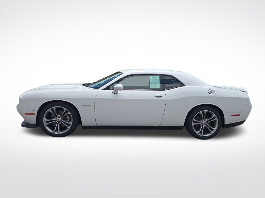 Used 2022 Dodge Challenger R/T RWD image 2