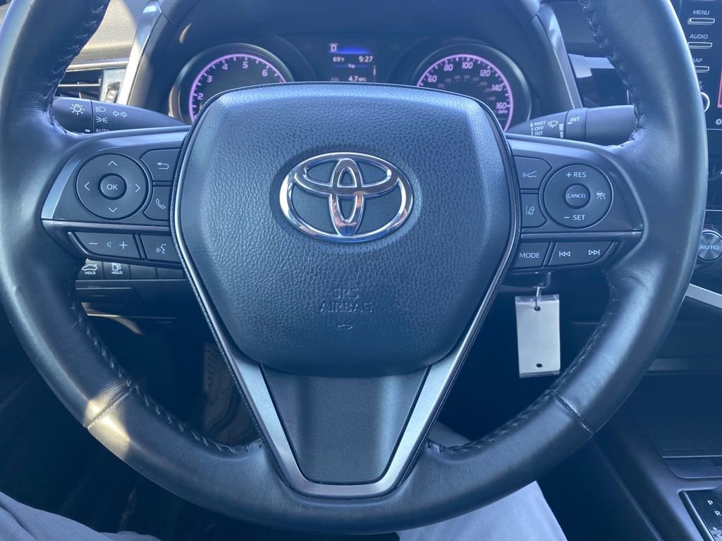 Used 2022 Toyota Camry SE FWD image 7