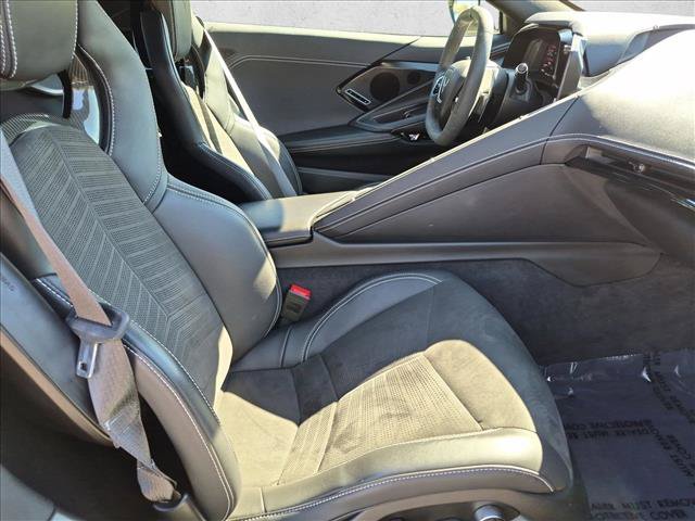 Used 2023 Chevrolet Corvette Stingray Preferred Cpe w/ Stealth Interior Trim Package RWD image 18