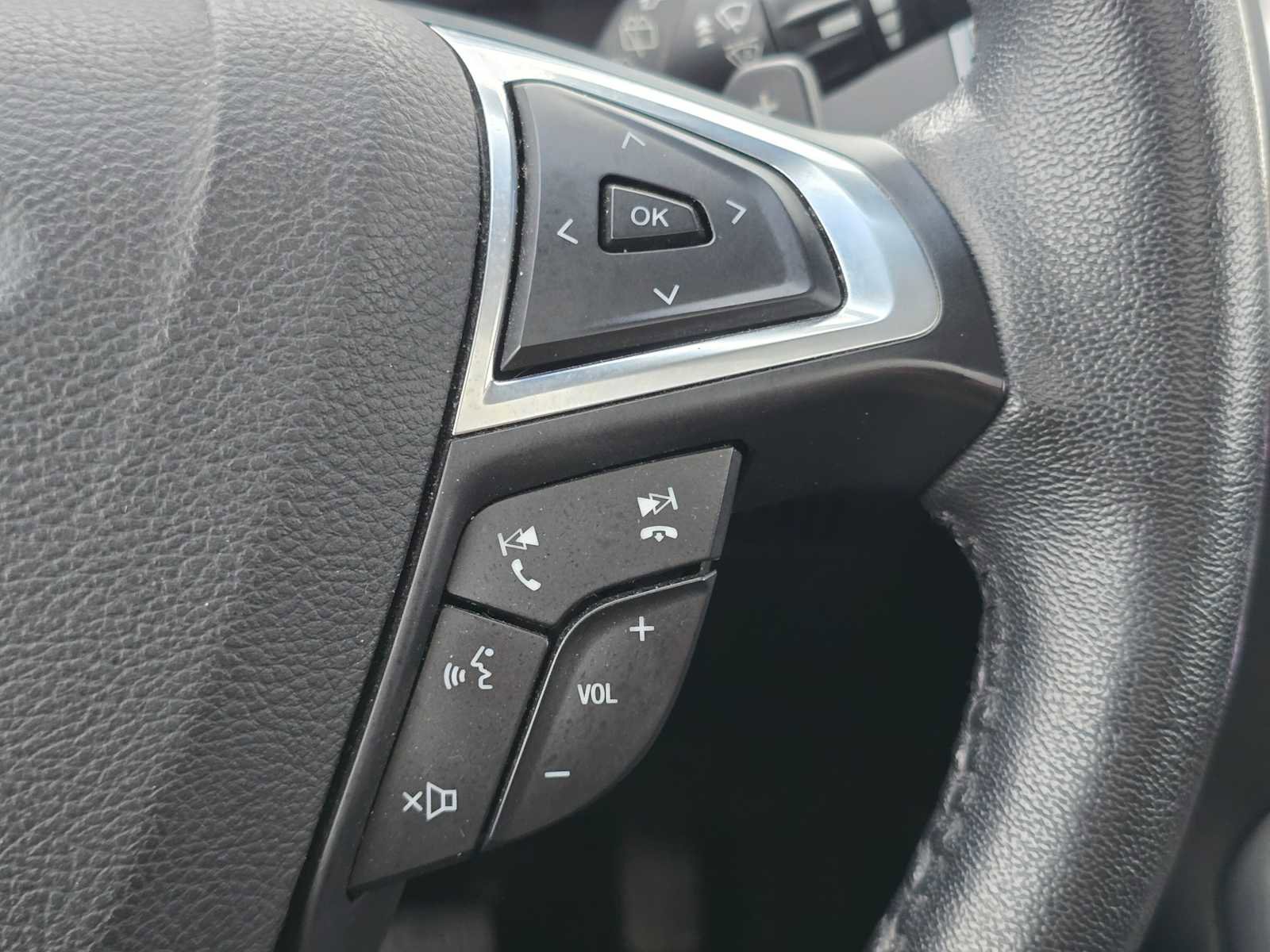 Used 2019 Ford Edge Titanium w/ Equipment Group 301A image 38