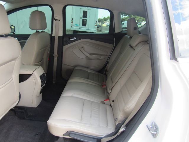 Used 2017 Ford C-MAX Titanium w/ Equipment Group 301A image 19