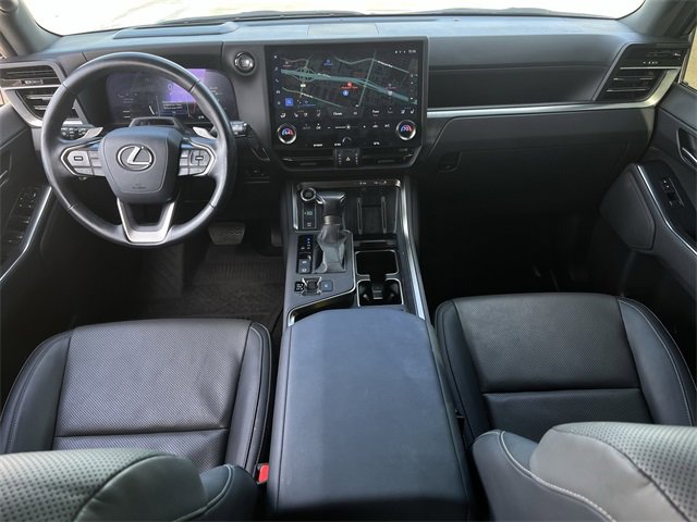 Used 2024 Lexus GX 550 image 11